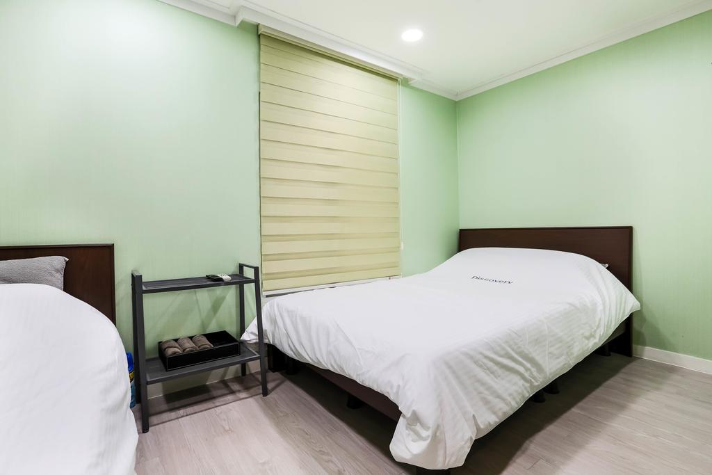Discovery Busan Guesthouse Buitenkant foto